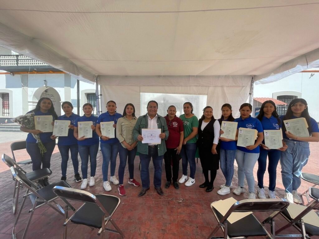 Gobierno de Pepe Cinto impulsa cultura de la prevención con formación comunitaria