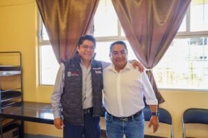 Supervisan padres de familia rehabilitación en Telesecundaria Quetzalcóatl