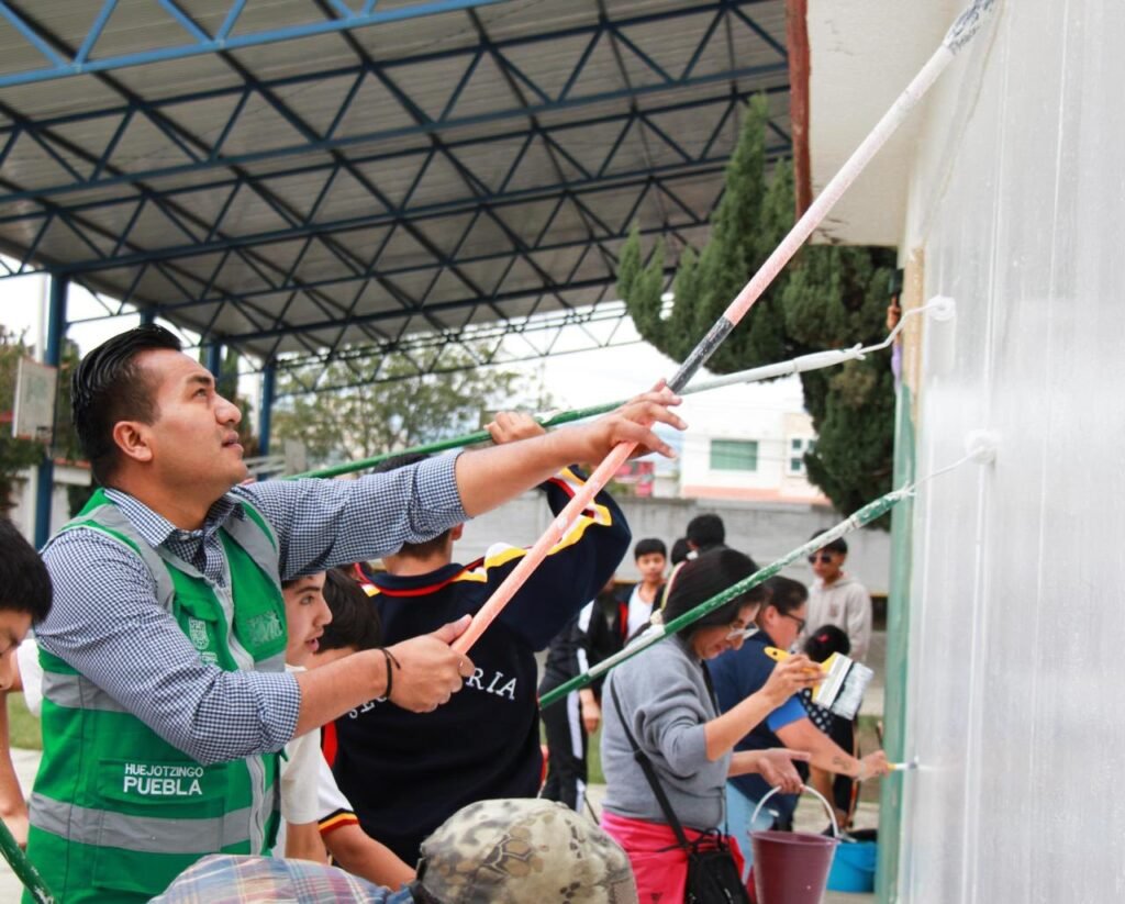 Más de 100 estudiantes se benefician con la mejora de espacios educativos
