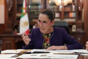 México gana tiempo para pacto comercial con EE.UU. Los aranceles del 30% se postergan por tres meses