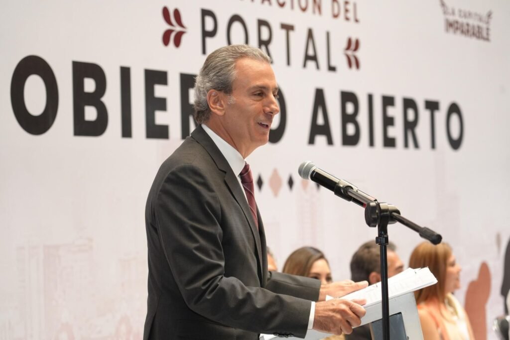Pepe Chedraui Budib, Aimée Guerra, Jaime Oropeza Casa, Centro Histórico de Puebla, Gerencia del Centro Histórico y Patrimonio Cultural, INAH, Secretaría de Economía y Turismo, audioguía, “La Ciudad como Museo”, app cultural, 100 inmuebles, 17 zonas patrimoniales, patrimonio edificado, Android, iOS, Descubre tu Patrimonio, museo vivo