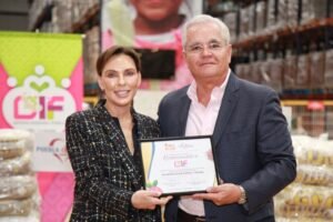 Cáritas distribuye más de 3 mil 500 despensas semanales