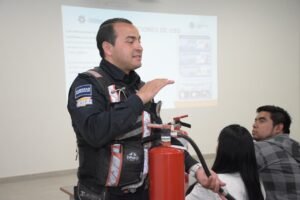 Puesto de mando en zócalo para celebraciones del 15 y 16 de septiembre