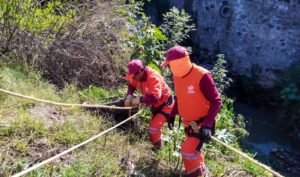 Cuadrillas municipales retiran desechos en 30 puntos críticos por lluvias