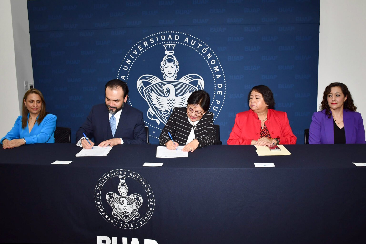 Firman convenio BUAP y la Auditoría Superior del Estado de Puebla ...